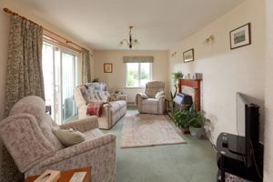 Sitting Room- click for photo gallery